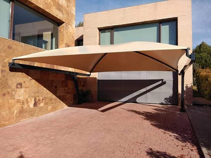 Pérgola parking textil chalet en Badajoz