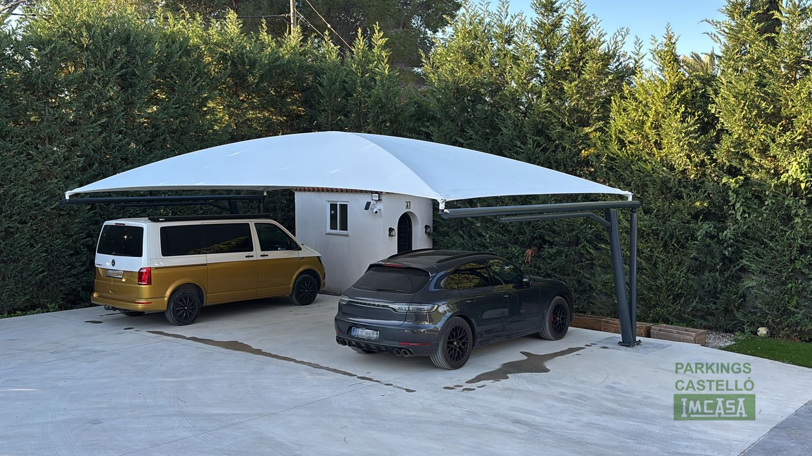 Marquesina aparcamiento textil en Valencia